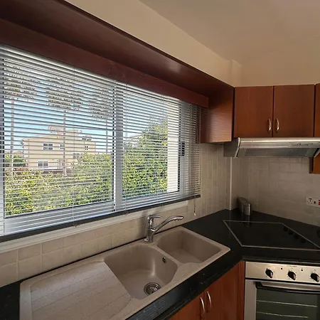 Demetra, * Coral Bay